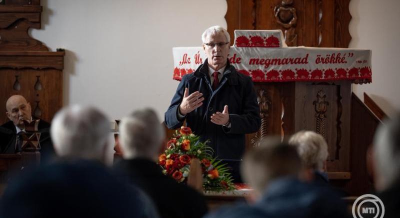 „A kereszténységnek nemzetmegtartó ereje van”