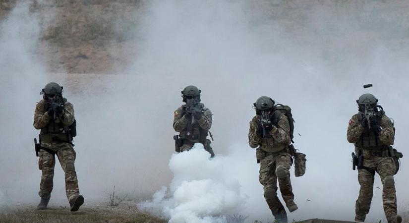 Svédország rendkívüli katonai gyakorlatot tartott – az erről szóló közleményt oroszul is kiadták