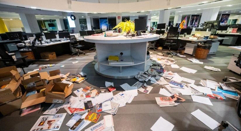 Tüntetők dúlták fel az olasz La Stampa napilap szerkesztőségét