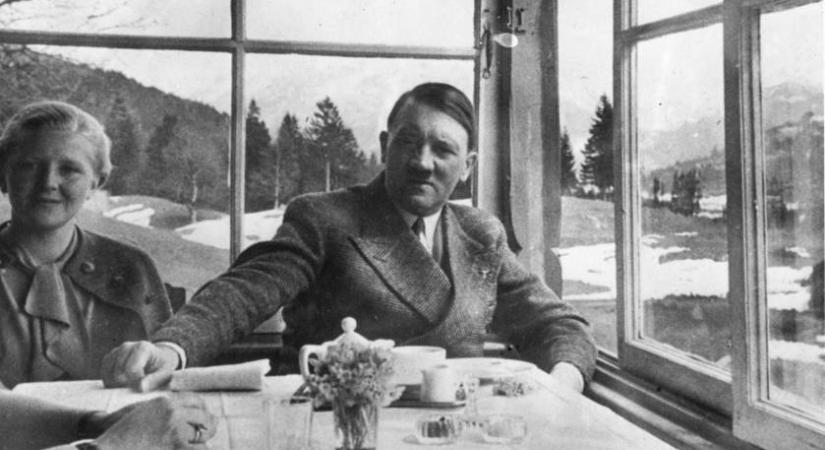 Adolf Hitler él és nevet változtatott: az 59 éves férfi ötödszörre nyerte meg a választásokat
