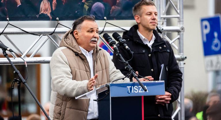 A tiszás szerepvállalása miatt lemondásra szólította fel a Nyíregyházi Állatpark vezetőjét a helyi Fidesz