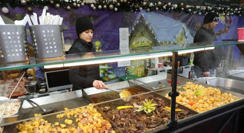 Zsebbe nyúlós élmények: íme a szegedi karácsonyi vásár árai – galériával