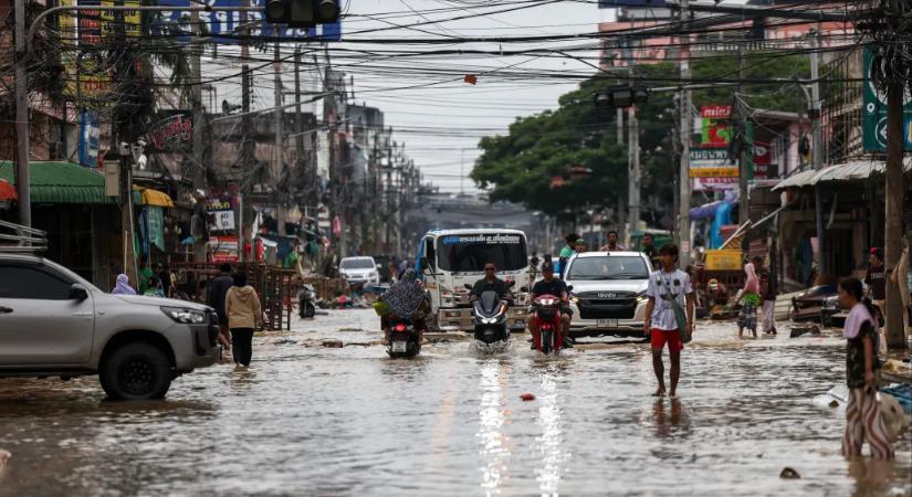 Legalább 600 halálos áldozata van a Délkelet-Ázsiát sújtó árvizeknek