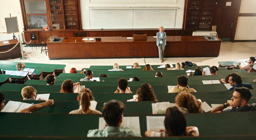 Dagad a botrány, politikai csatatér lett a magyar egyetemekből