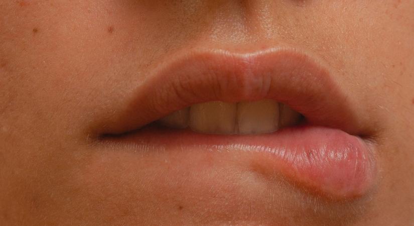 Egykezes trükk, amivel az orális szex kétszer olyan jó lesz