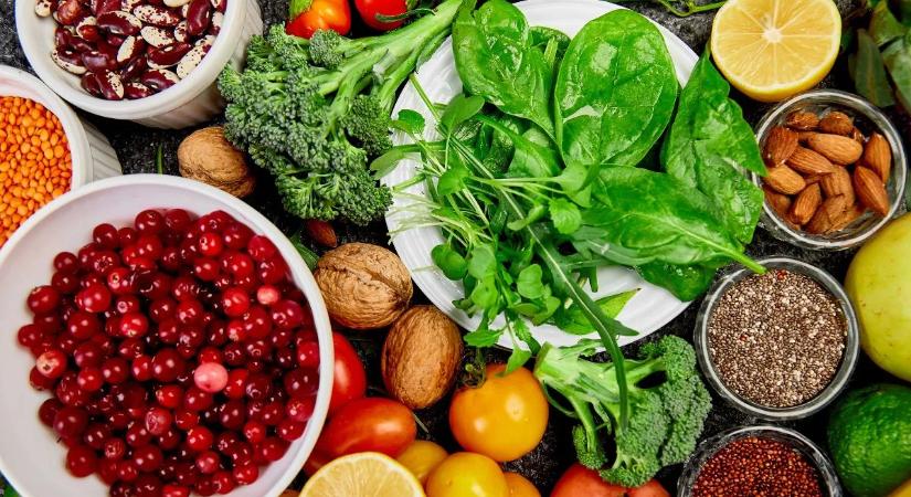 Ezzel az 5 napos étrenddel éveket fiatalodhatsz – eláruljuk a titkot!