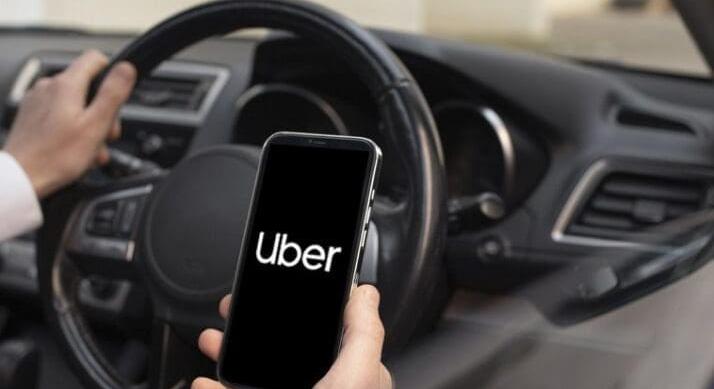 Újabb országban indít robotaxi-szolgáltatását az Uber