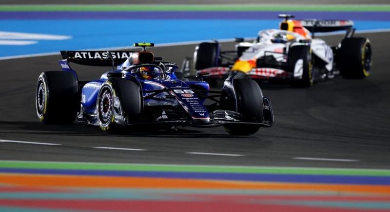 Ötezer euróba került a Williamsnek a pályán hagyott fólia