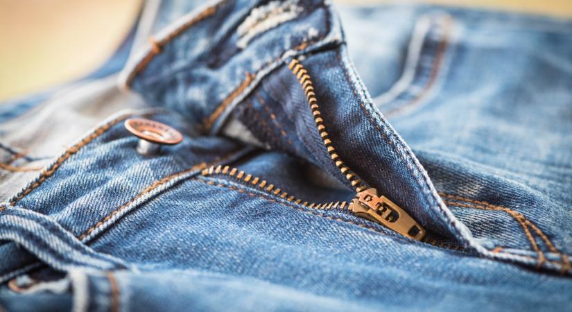 Miért van a cipzárokra írva, hogy YKK?