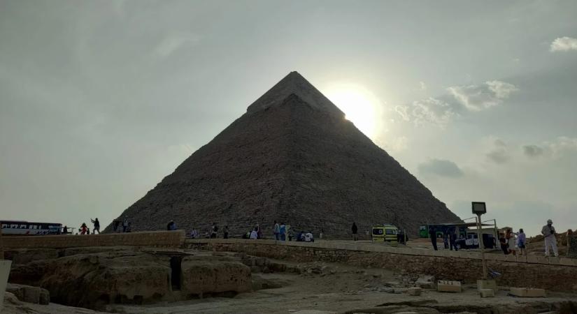 33 év után végre elmerülhetsz három évezred több mint százezer kincsében. Csak szánj rá elég időt