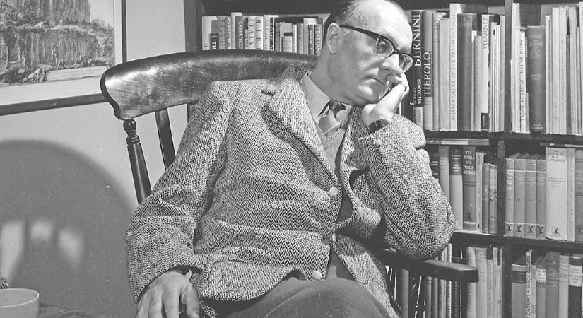 Nem arról írnak, hogy amerikai ejtőernyősök falják fel Kádár Jánost