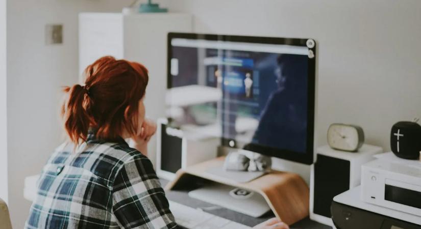 Vigyázat, év végi bónuszos levelekkel támadnak a kiberbűnözők!