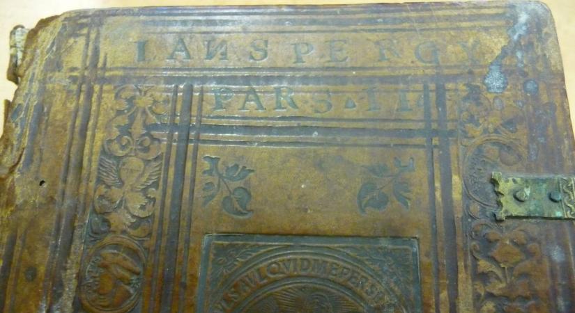 A gércei biblia, ami nem biblia - Sill Aba Ferenc püspöki levéltáros azonosította a különleges kiadványt