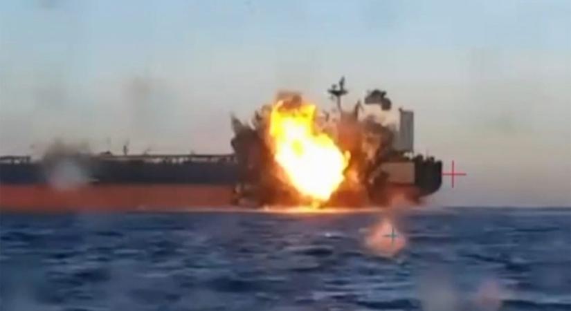 Orosz tankerhajókat robbantott fel Ukrajna a Fekete-tengeren