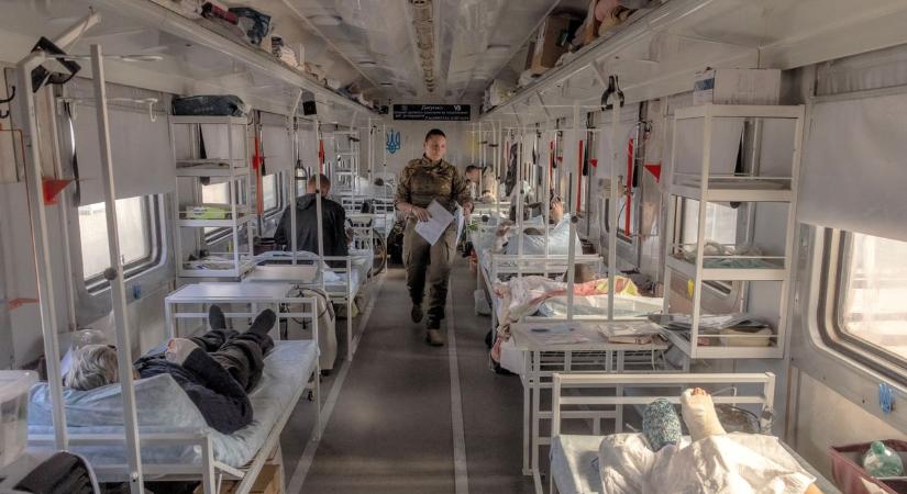 „Ha biciklizni tudsz, harcolni is” – A nyílt utcáról rabolták el a csonka lábú kárpátaljai magyart, hogy a húsdarálóba küldjék