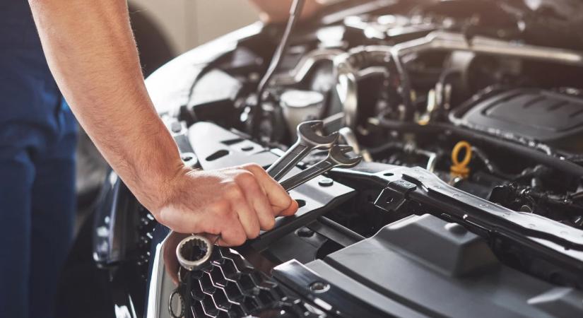 Ezt az autós szokást utálják a szerelők a legjobban