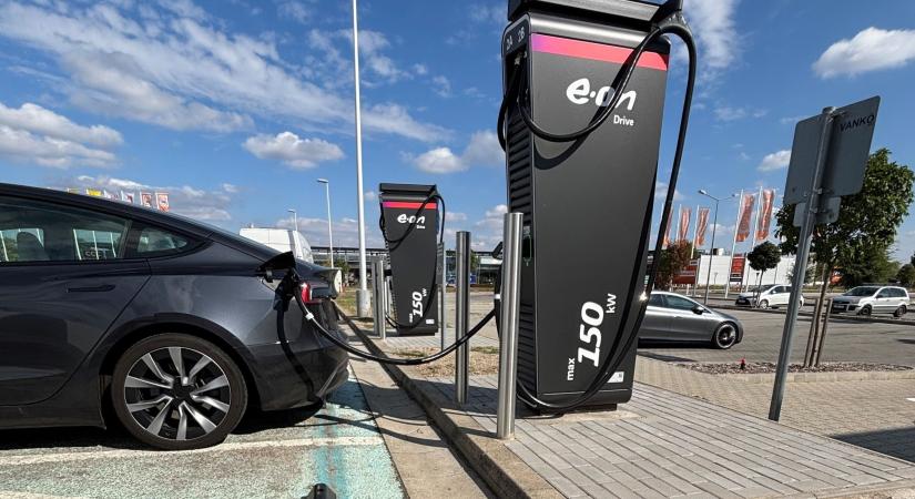 Európa nem fogja elérni a töltőtelepítési célkitűzését?