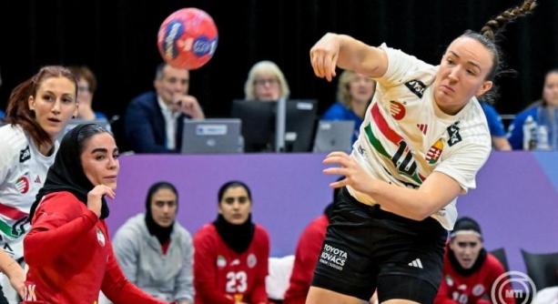 Irán fölényes legyőzésével középdöntős a magyar válogatott
