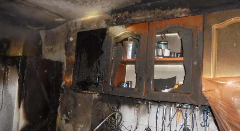 Ablakon át mentettek Nagykökényesen, az advent rémálommá vált