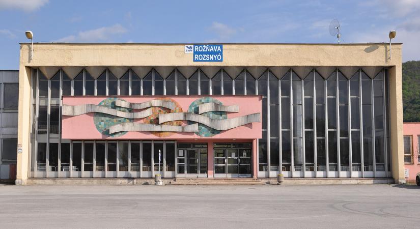 Néhány keresetlen gondolat a rozsnyói vasútállomásról