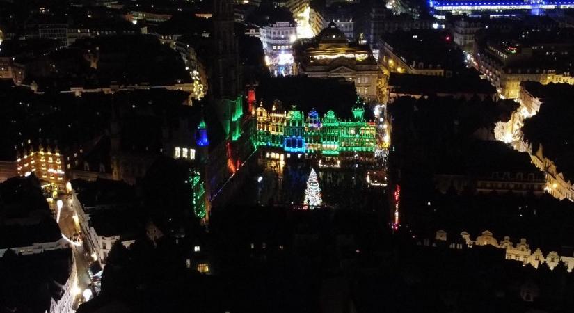 Nem bírnak magukkal: már a nyitóestén szétcsapták a migránsok a brüsszeli karácsonyi vásárt (VIDEÓ)