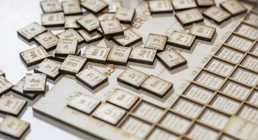 181 éve született Balló Mátyás, az első magyar középiskolai kémiakönyv megalkotója