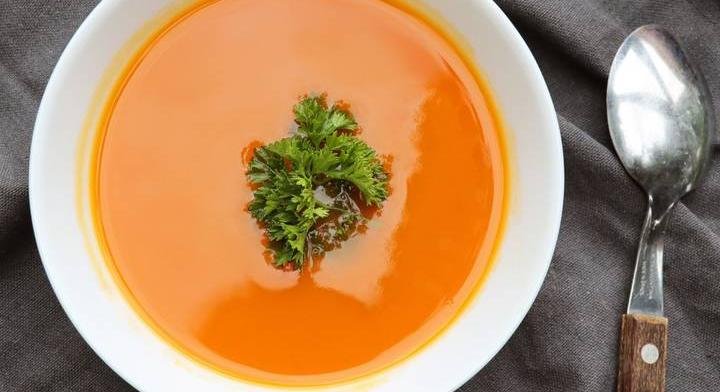 Illatozó, narancsos répakrémleves: a gyömbértől még csábítóbb