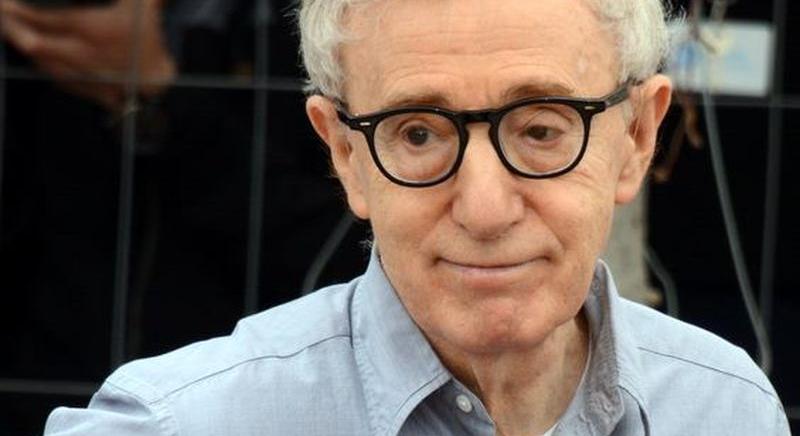 90 éves Woody Allen, aki zenészként is megállja a helyét