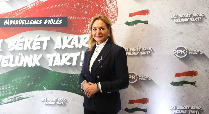 Vitályos Eszter: A háborúellenes gyűlés az egyik legjobb eszköz a béke elérésére!