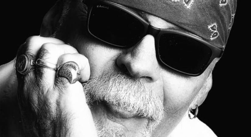 Verseskötettel jelentkezik a rockzenész rovartudós