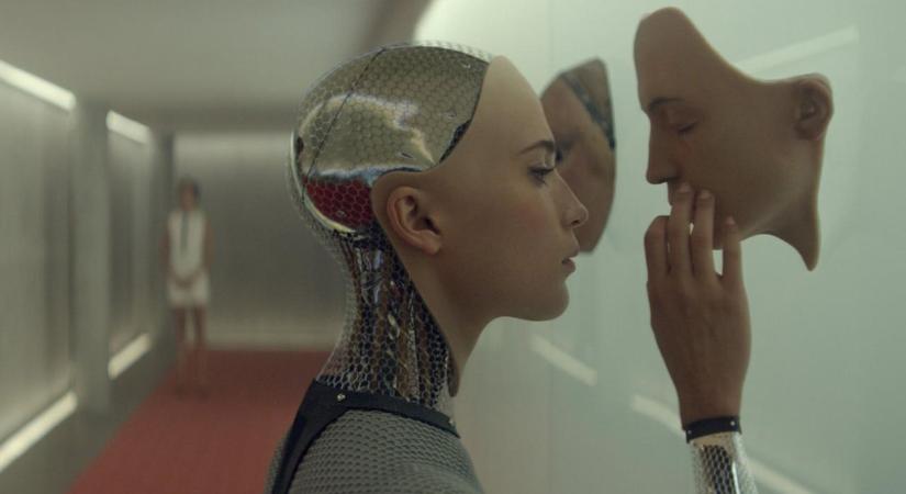 A jövő megérkezett: 2021-től elindul az emberszerű robotok sorozatgyártása