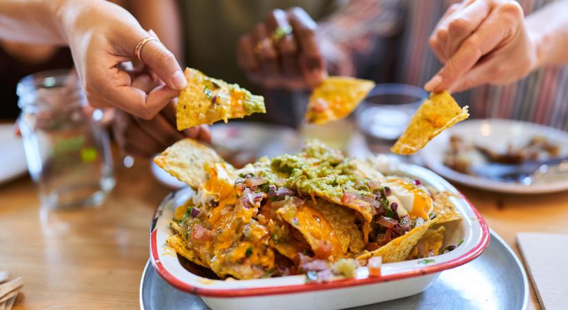 Nachos, szendvics és cézársaláta – világhódító ételek, amelyeket különös véletlenekből és konyhai balesetekből születtek