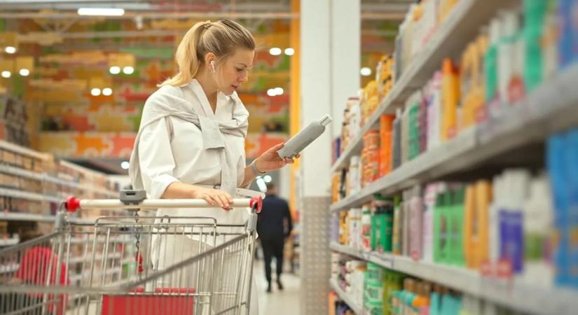 Tartósan magasan a rekordjövedelmek – ilyen fizetéseket vihetnek haza ma a középkorúak