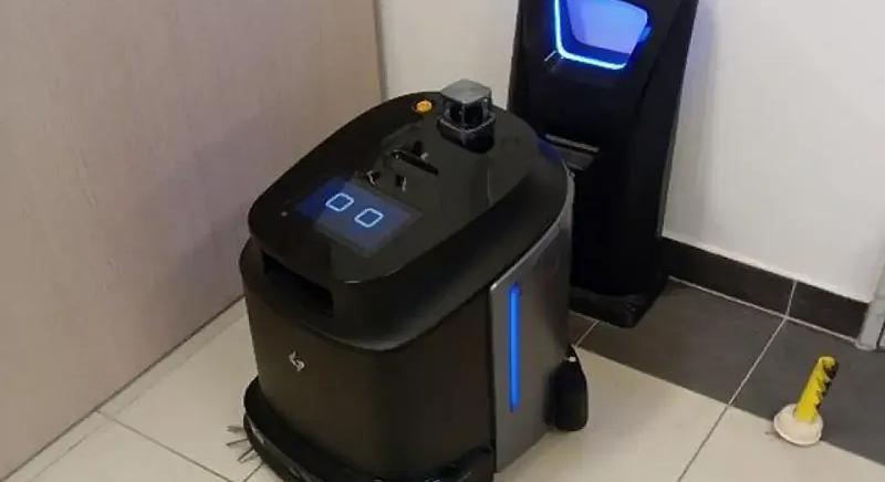 Robotok enyhítik a munkaerőhiányt a Debreceni Egyetemen