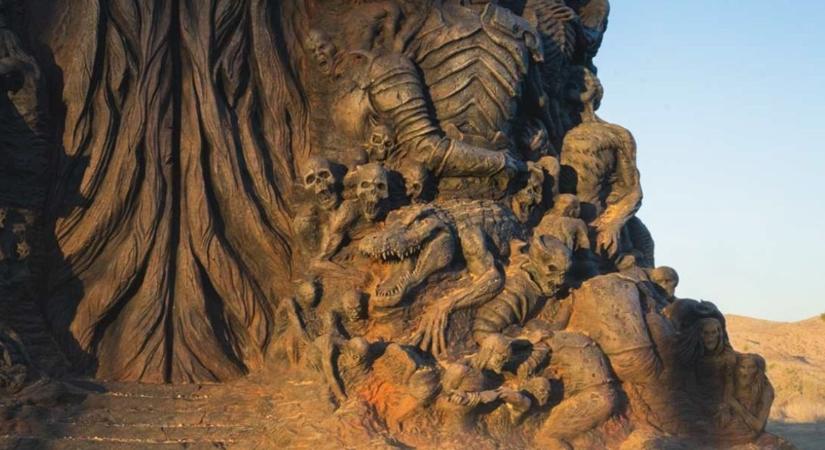 Megjelent egy groteszk szobor Új-Mexikóban és felbolydult az internet