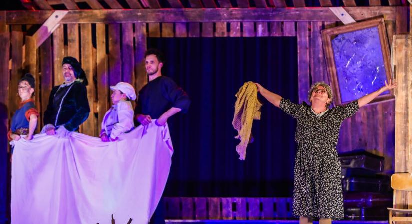 Szombathelyen is bemutatták a Padlást - fotók