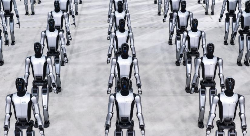 Kínában eljött a disztópikus jövő: a határon járőröznek a humanoidjaik