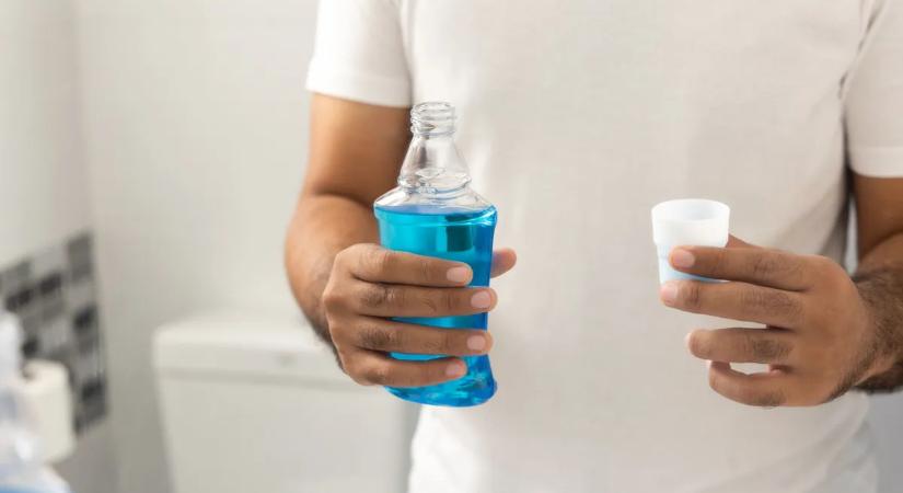 Önts szájvizet a mosógép dobjába – nem fogod elhinni, mi történik