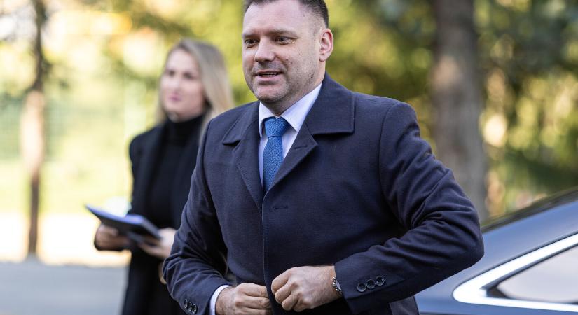 Taraba: a dekrétumok alapján magyarok vihetnék a szlovák tévé telkeit