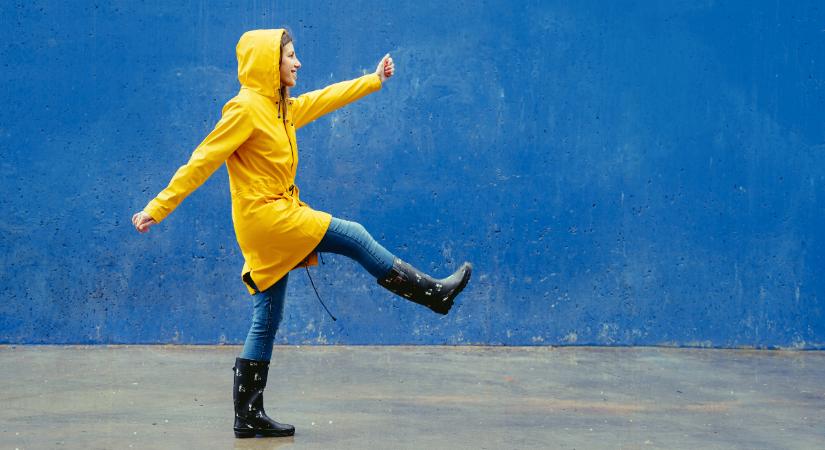 Napi horoszkóp 2025. december 1.: a Kos Holdal jól indul a hónap és a hét