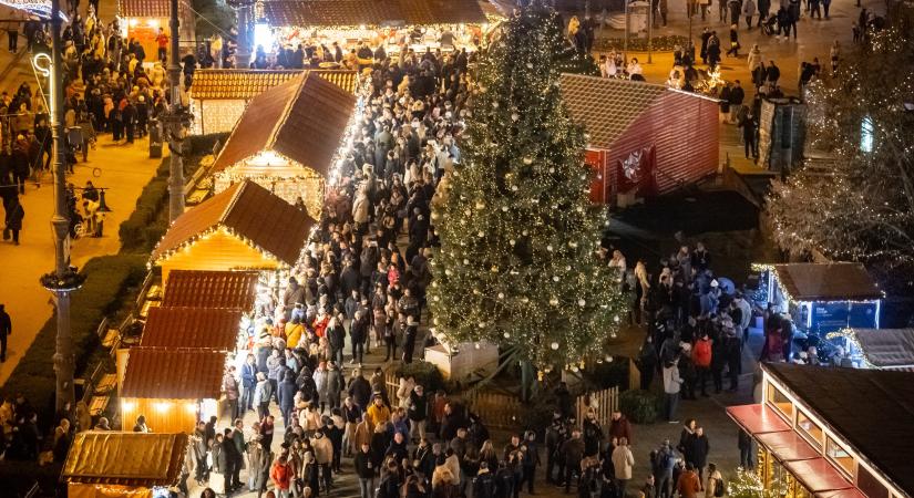 Debrecené Európa legszebb karácsonyi korcsolyapályája 2025