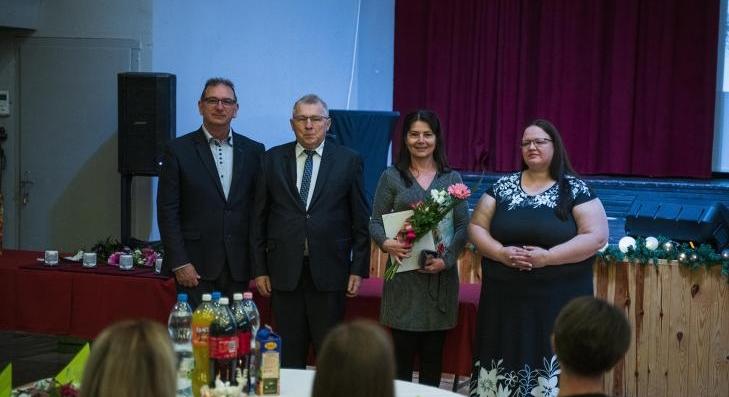 Díjazták az óvodapedagógusokat Hevesen 
