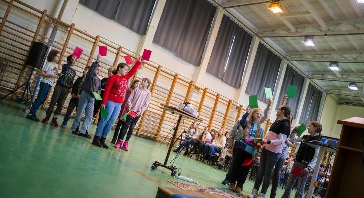 Történelmi előadás a Kodályban és a Sportiskolában 