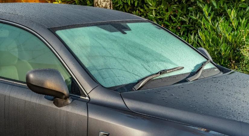 Párásodik az autó? Így kerüljük el!