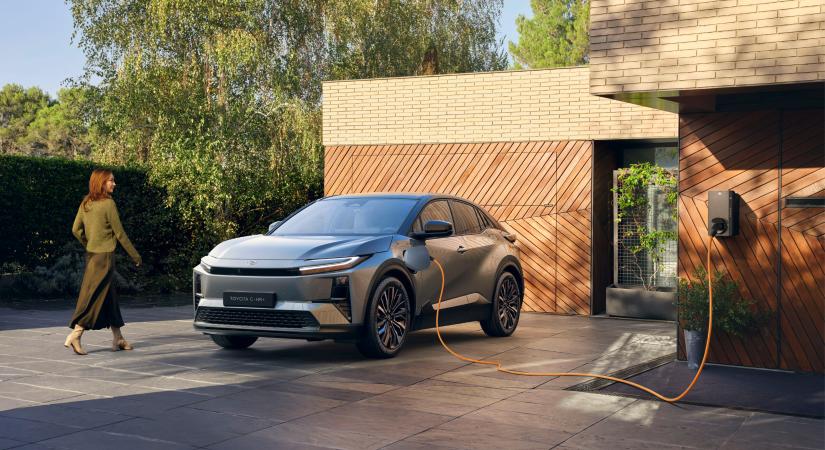 A Toyota kibővíti EV-töltési ökoszisztémáját Európában — Intelligens energia- és mobilitási megoldások plug-in és elektromos autókhoz