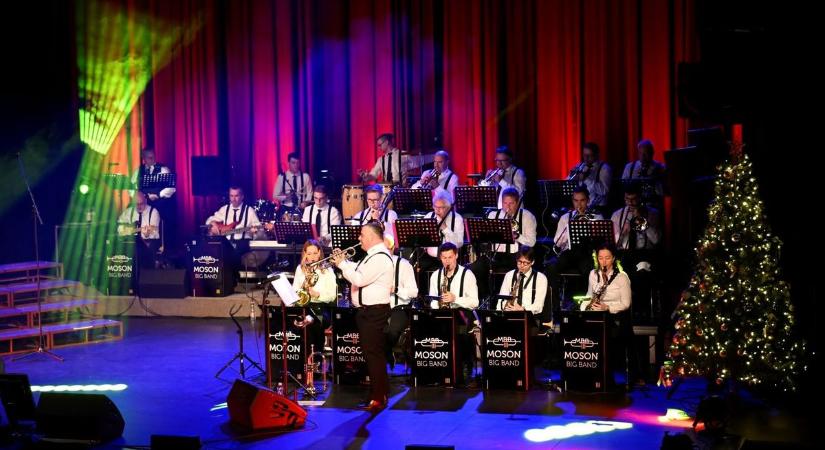 A Moson Big Band két koncertet is adott a zeneszerető közönségnek – Képgaléria