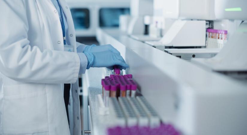 Öregedésgátló hatással bíró molekulákat találtak a vérben