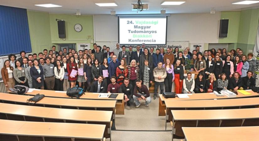 Fiatal alkotók az igazságkeresés jegyében