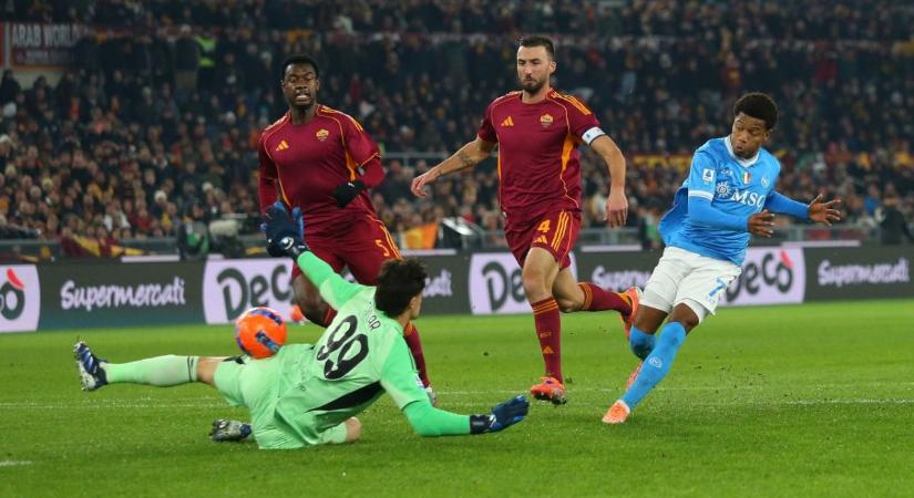 Az AS Roma kihagyta az esélyt, elbukta a Napoli elleni rangadót
