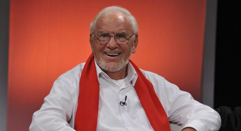 December 1-jén történt